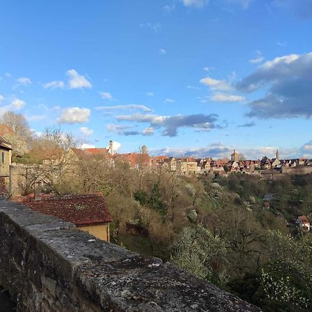 Ferien-Appartements Am Roedertor Rothenburg ob der Tauber Esterno foto